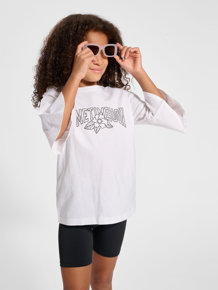 stsDEBBIE T-SHIRT S/S, BRIGHT WHITE, model